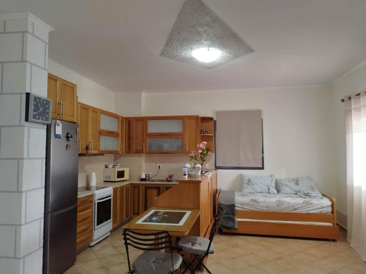 Alexander Apartment Ksamil Exteriör bild